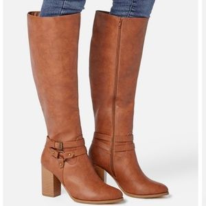 Heeled boots